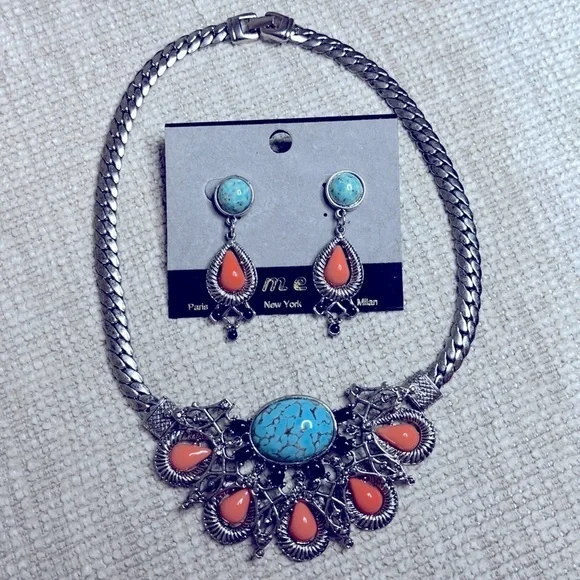 ⭐️ Beautiful Costume Jewelry set- necklace and earrings - Picture 9 of 9